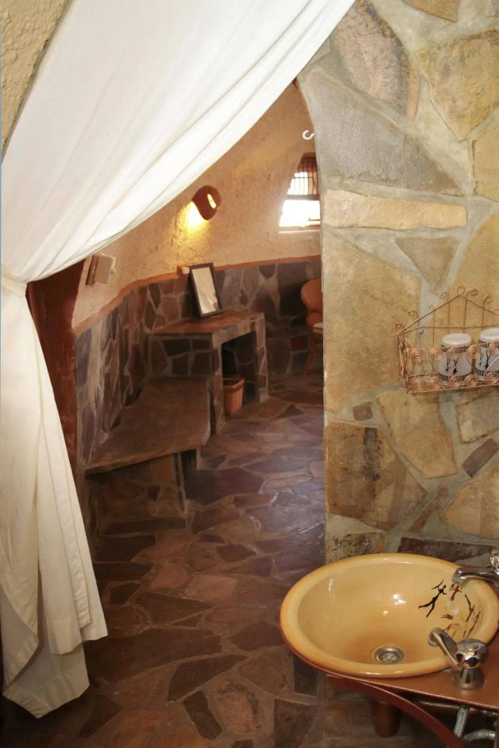 Rostock Ritz Desert Lodge