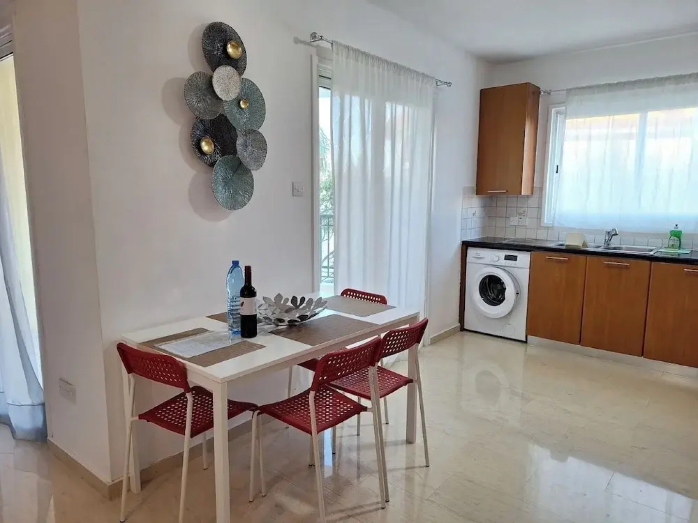 City Sunshine Strovolos, Nicosia