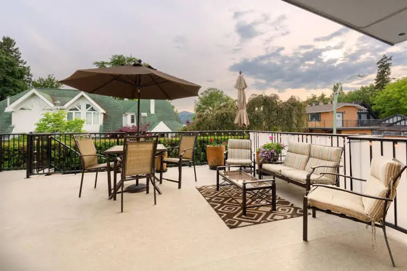 By the Bridge Bed & Breakfast