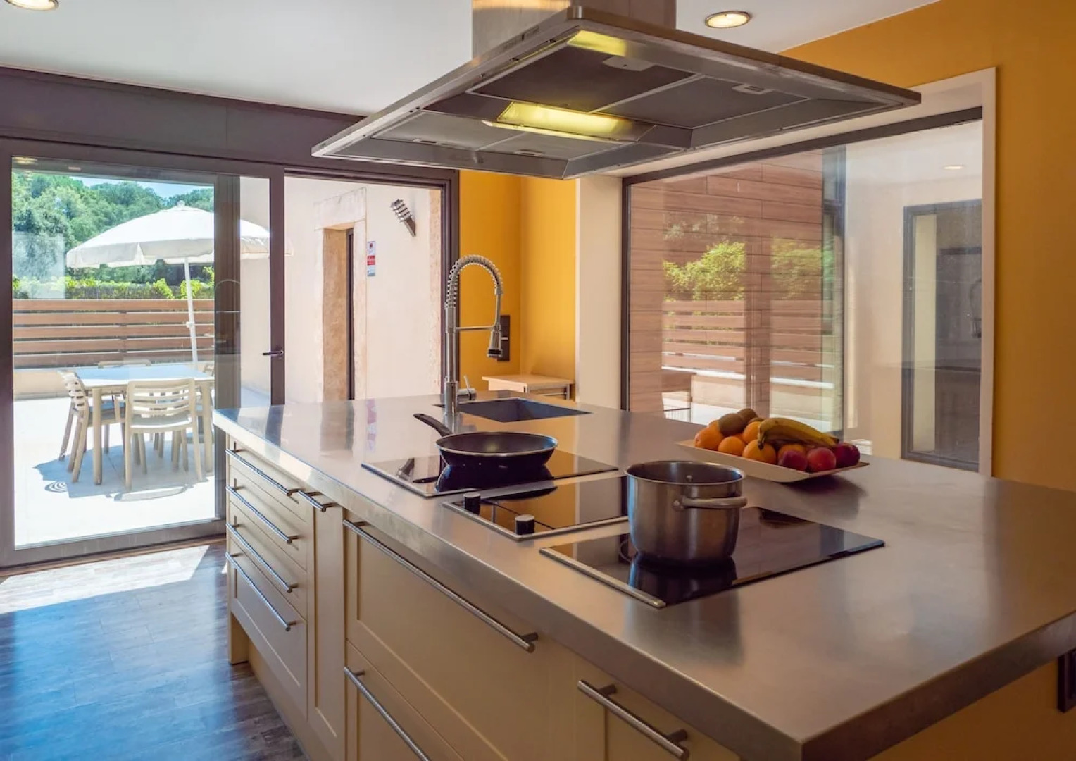 Villa con 2 piscinas