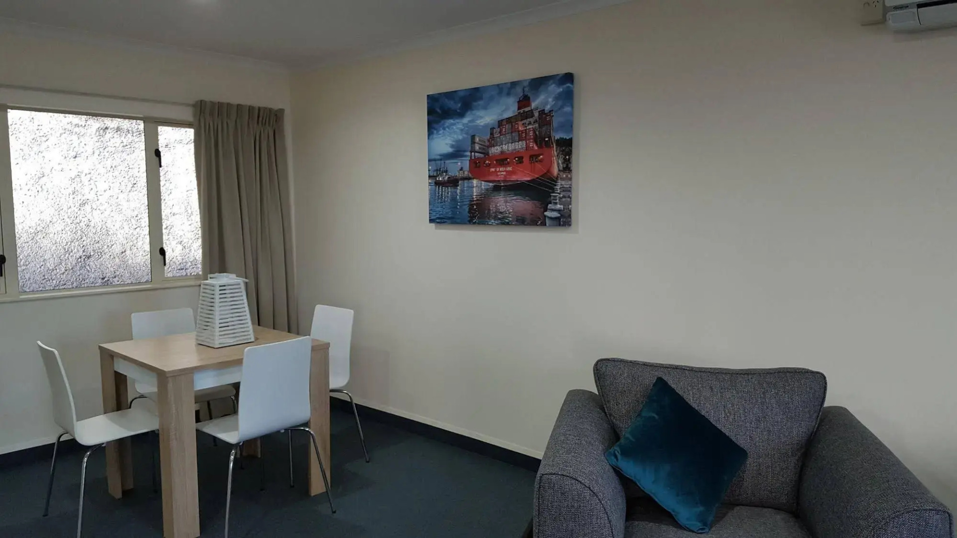 Breakwater Apartments