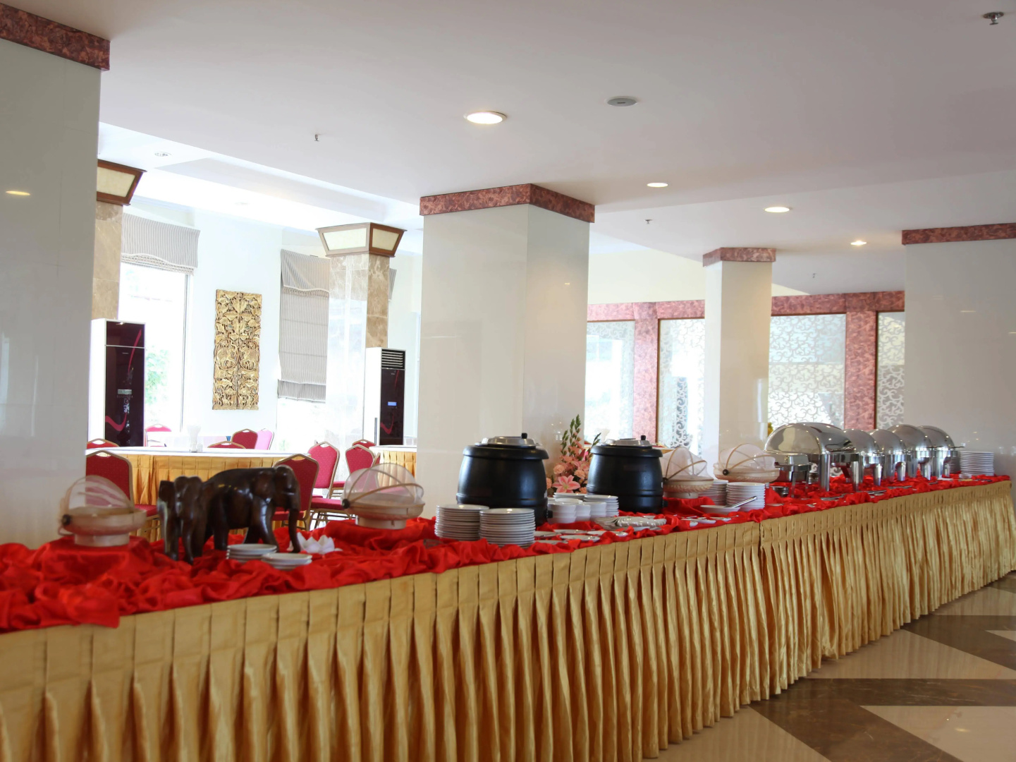 Zabu Thiri Hotel