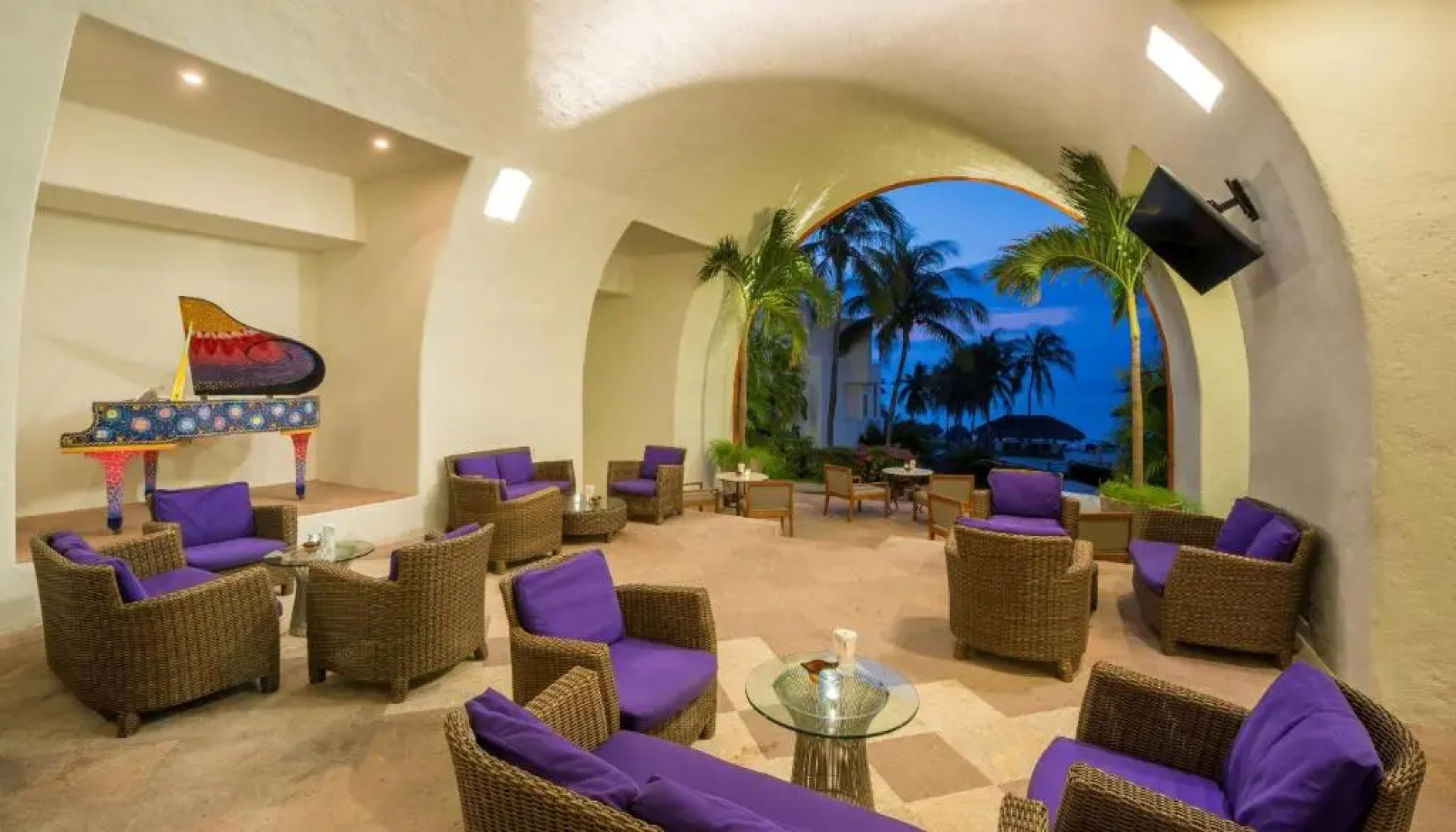 Camino Real Zaashila Huatulco