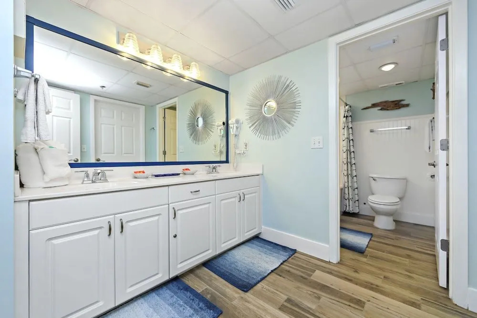 Long Beach 4 705 646546 by RedAwning