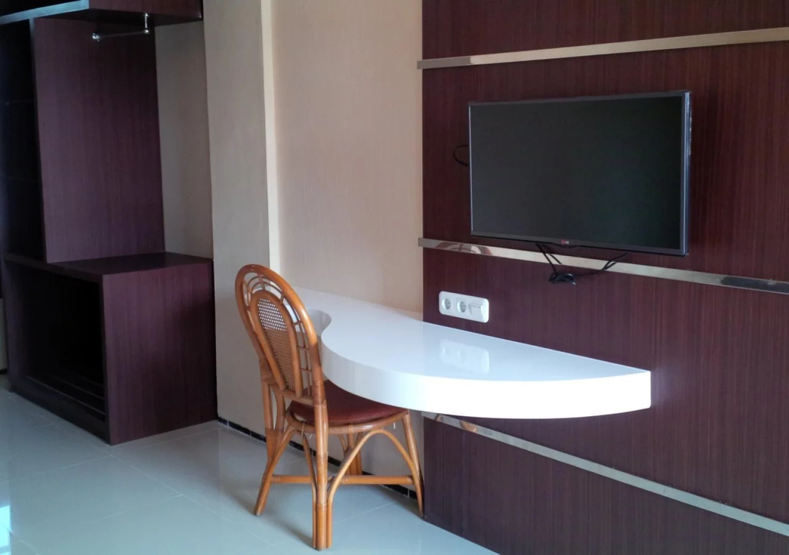 Kartika Abadi Hotel & Restaurant