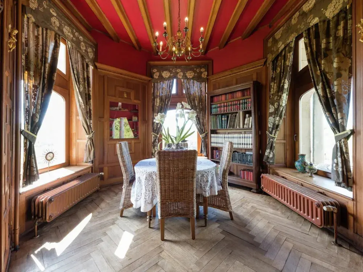 Castle in Spa With Lake View & Heated Pool