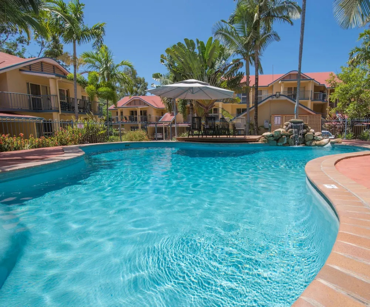 Palm Penthouse Beach Court Holiday Villas