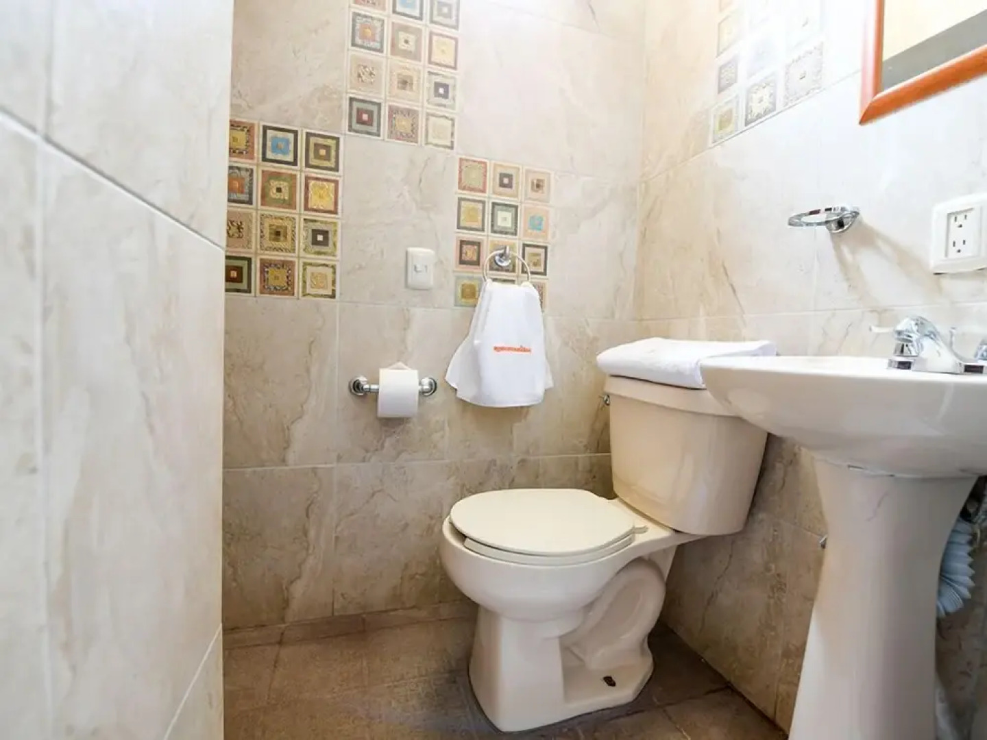 Posada Las Reynas by Rotamundos