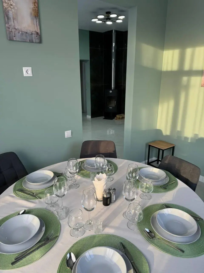 Коттедж "Небо" с подогреваемым бассейном и сауной