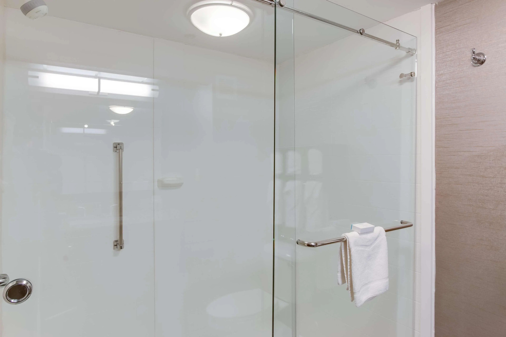 Hampton Inn Bellevue / Nashville-I-40 West