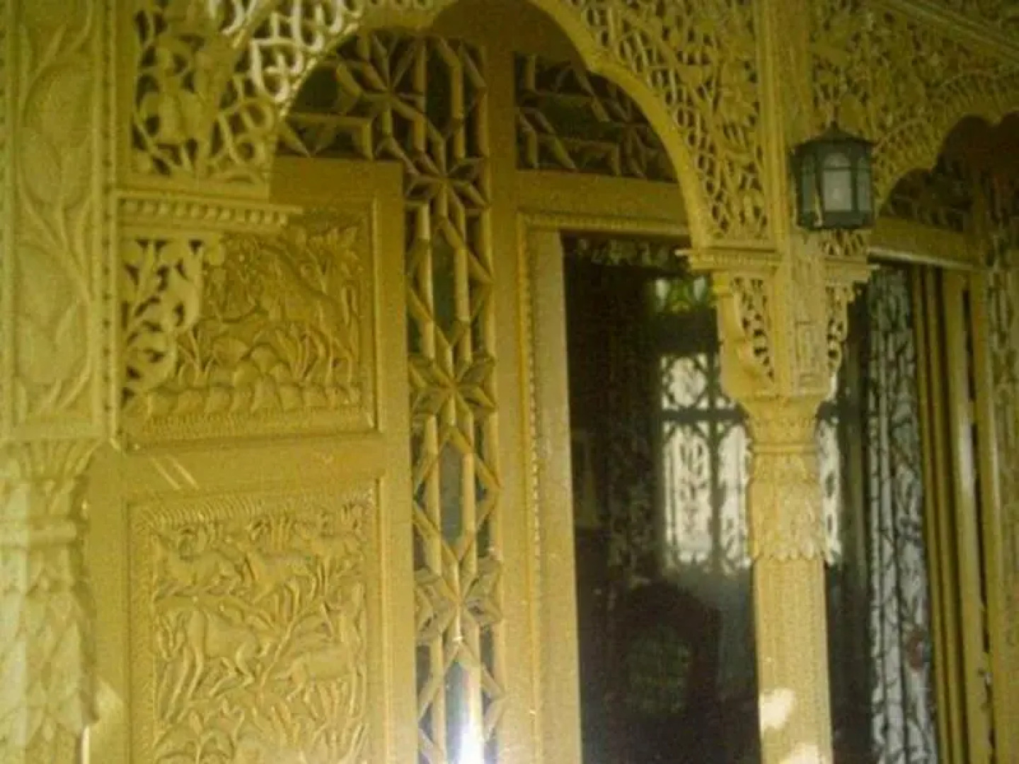 Billoo Palace Houseboat