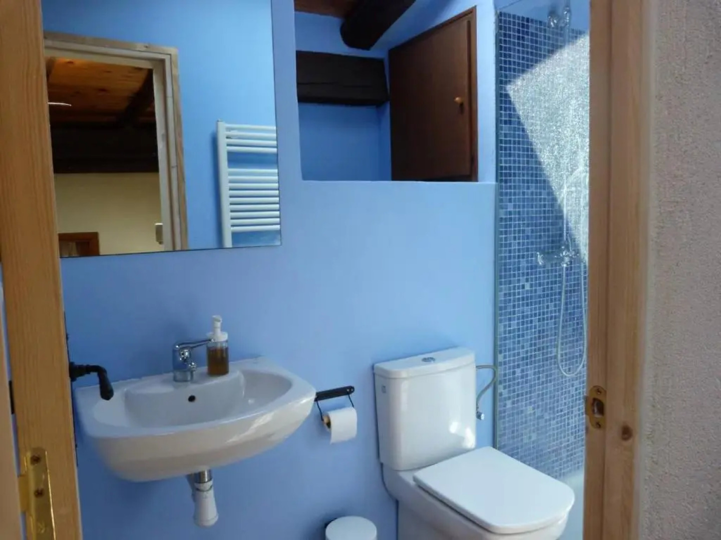 Les Magranes Bed & Breakfast