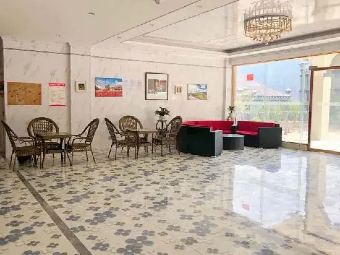 Daocheng Dewang Pingcuo Hotel