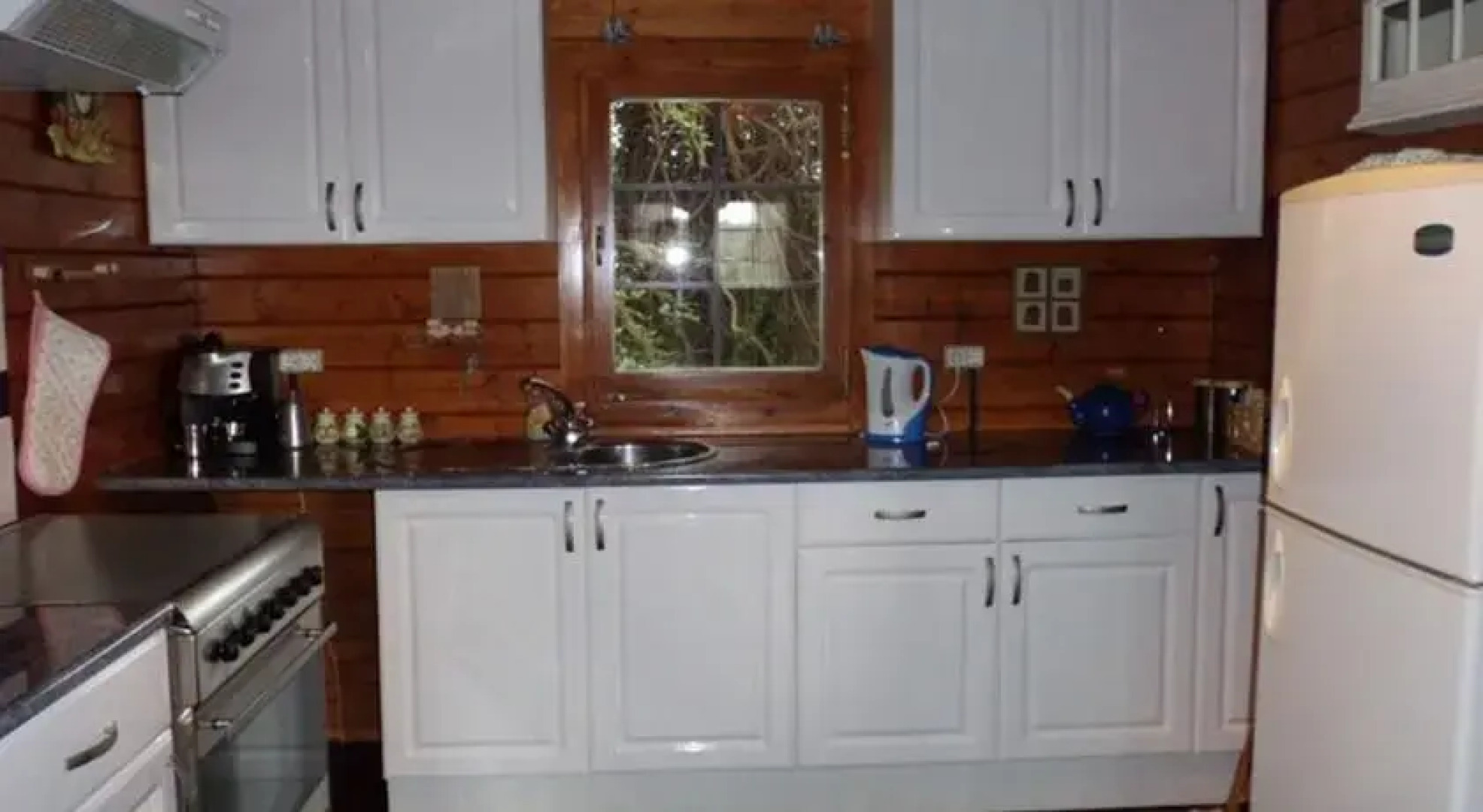 HomeRez - Wooden lodge Vale da vila