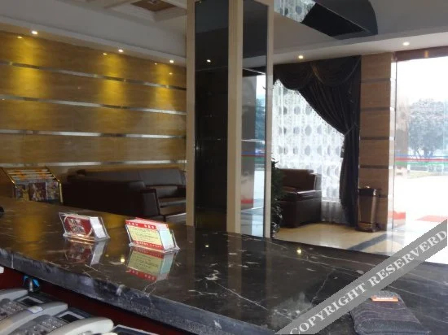 V9 Holiday Chain Hotel (Yingcheng Hanyi)