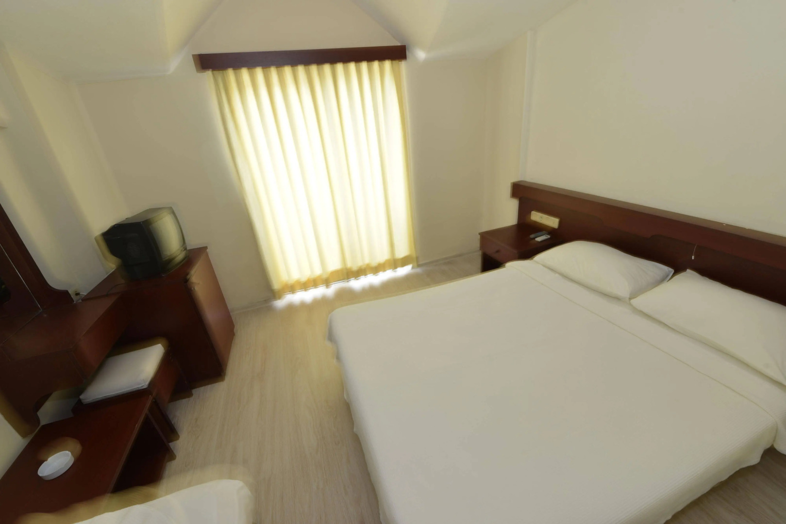 Kaftans City Hotel by RRH&R