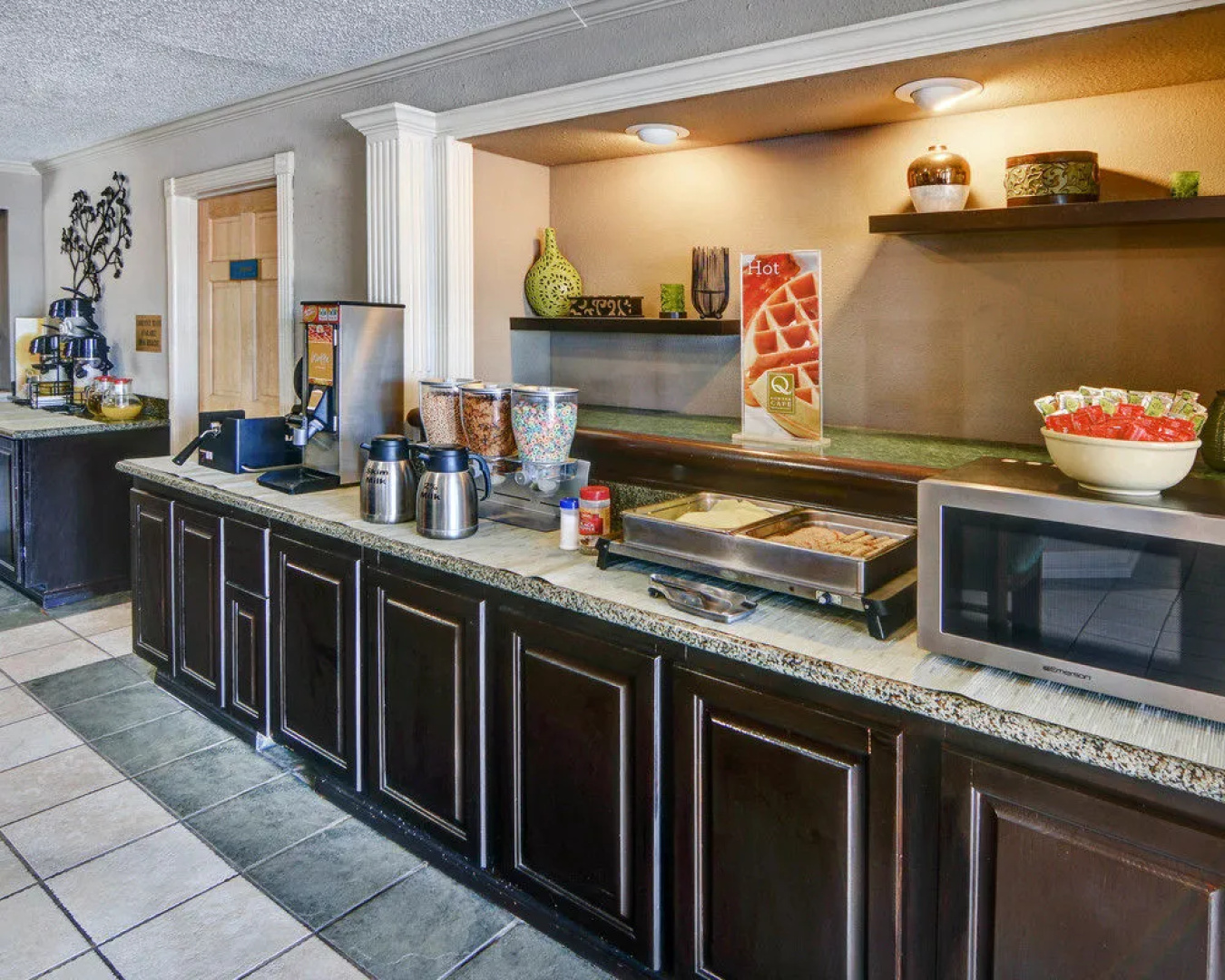 Quality Inn & Suites