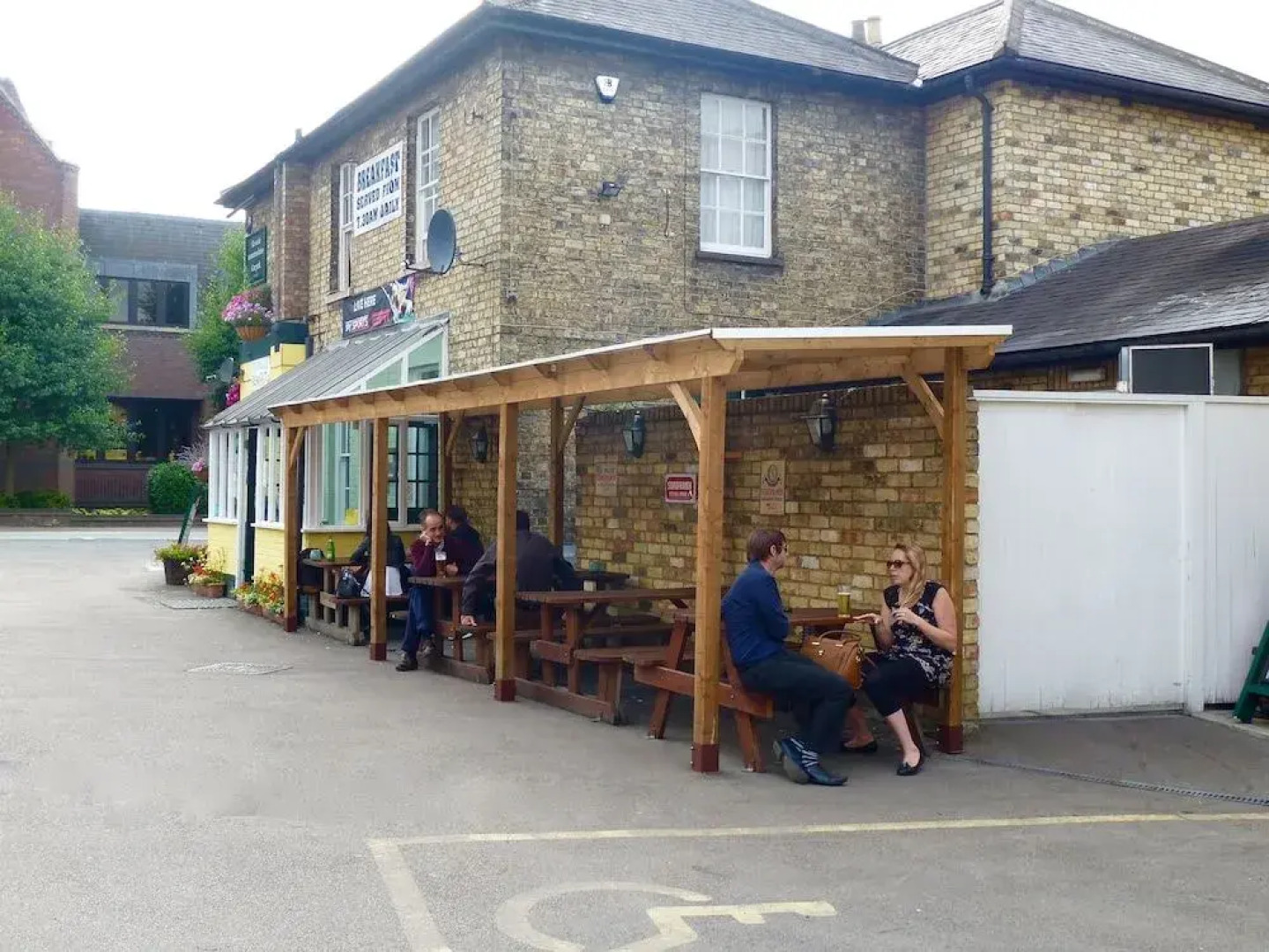 The Earl of Derby - Inn