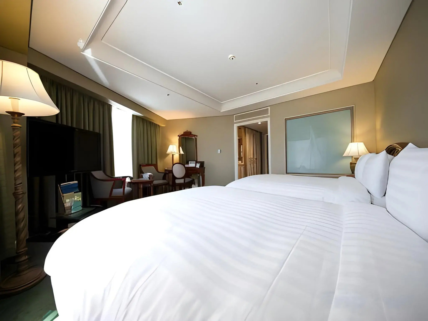 High1 Grand Hotel Main Tower