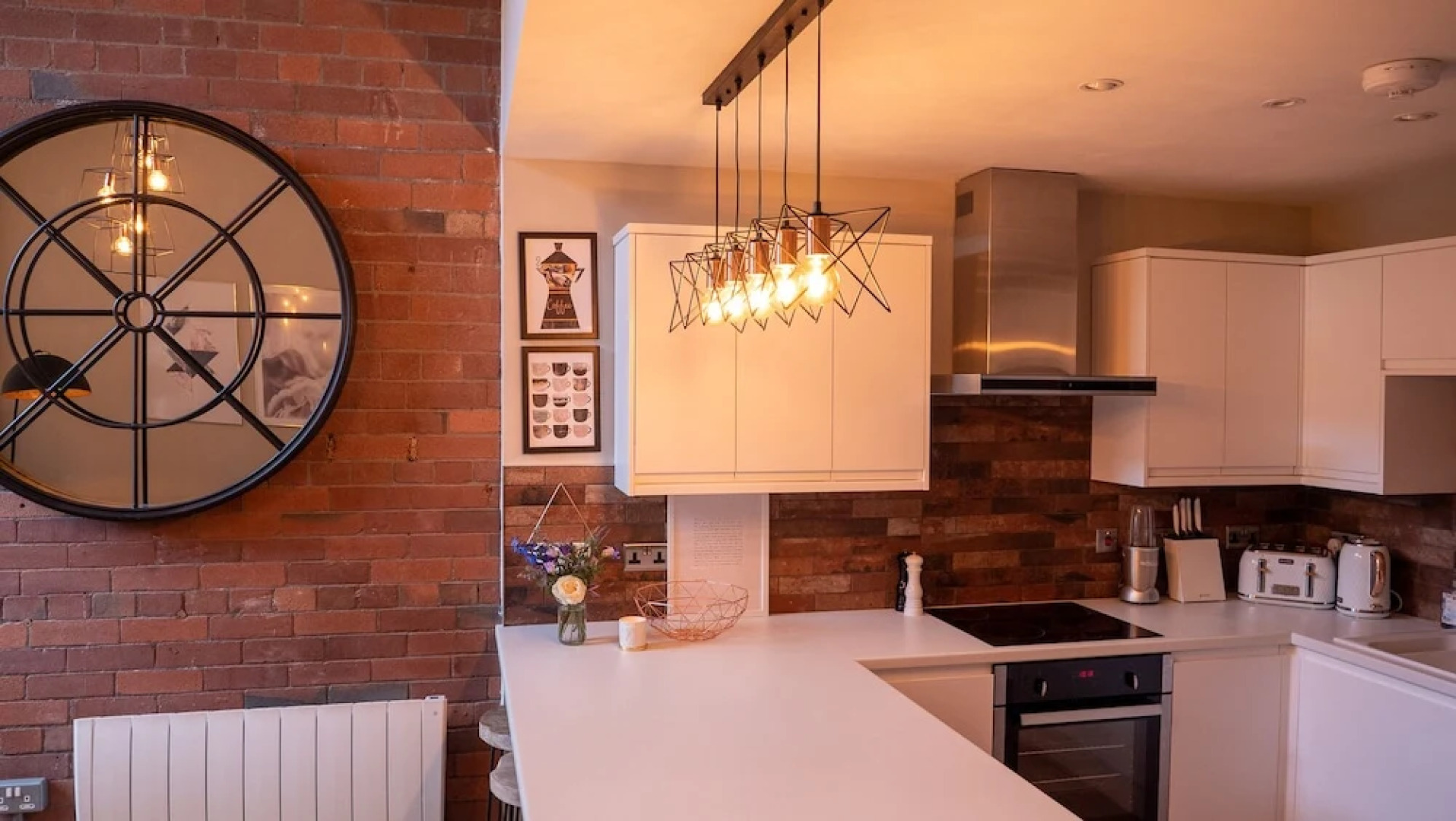 Heritage Spacious Luxury Mill Apartment