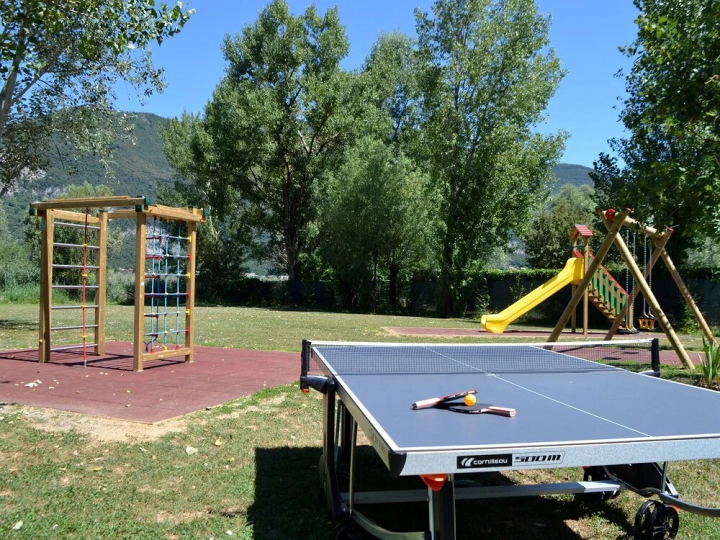 Luxury Cottage in Iseo With Swimming Pool