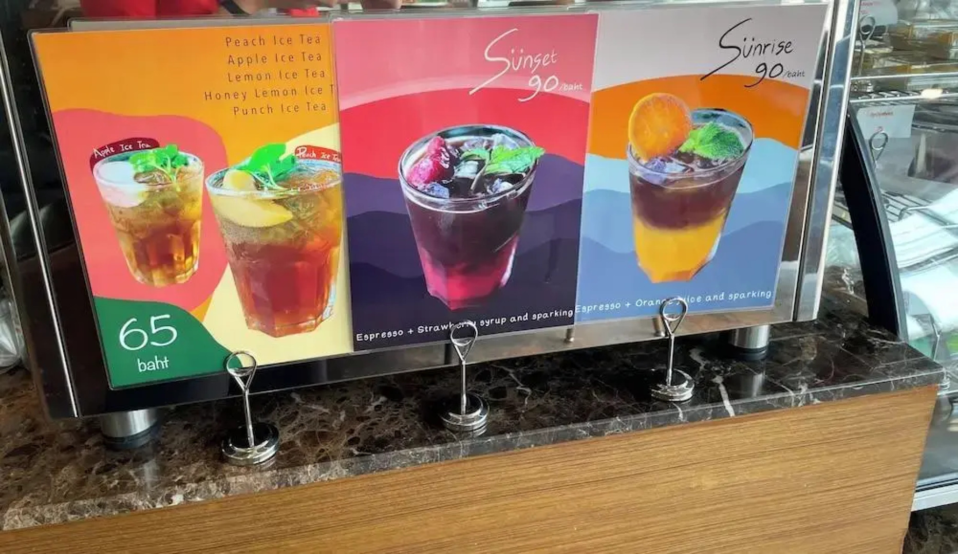 The Bedrooms Maeklong Service Apartment