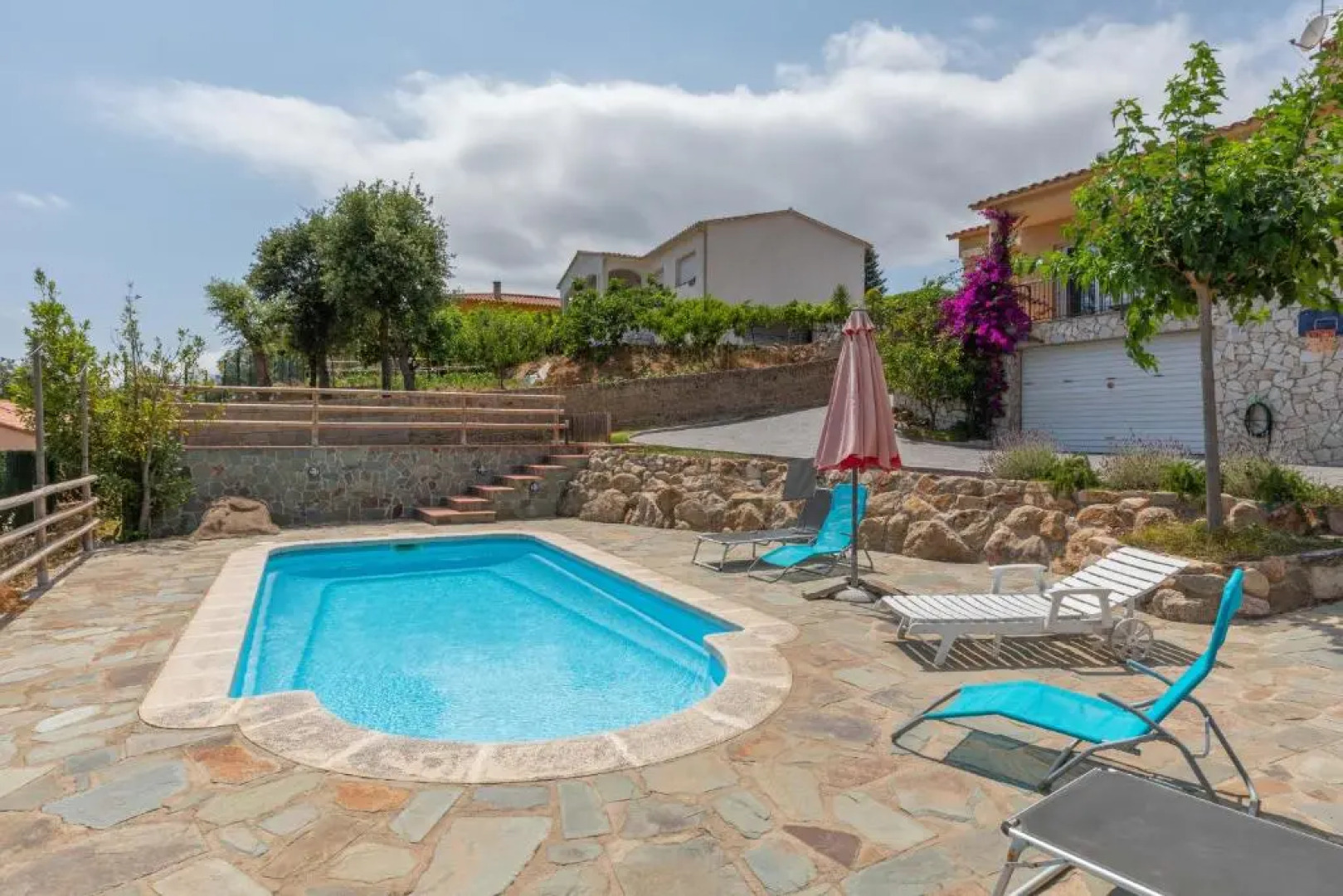 Hauzify I Villa Malvet