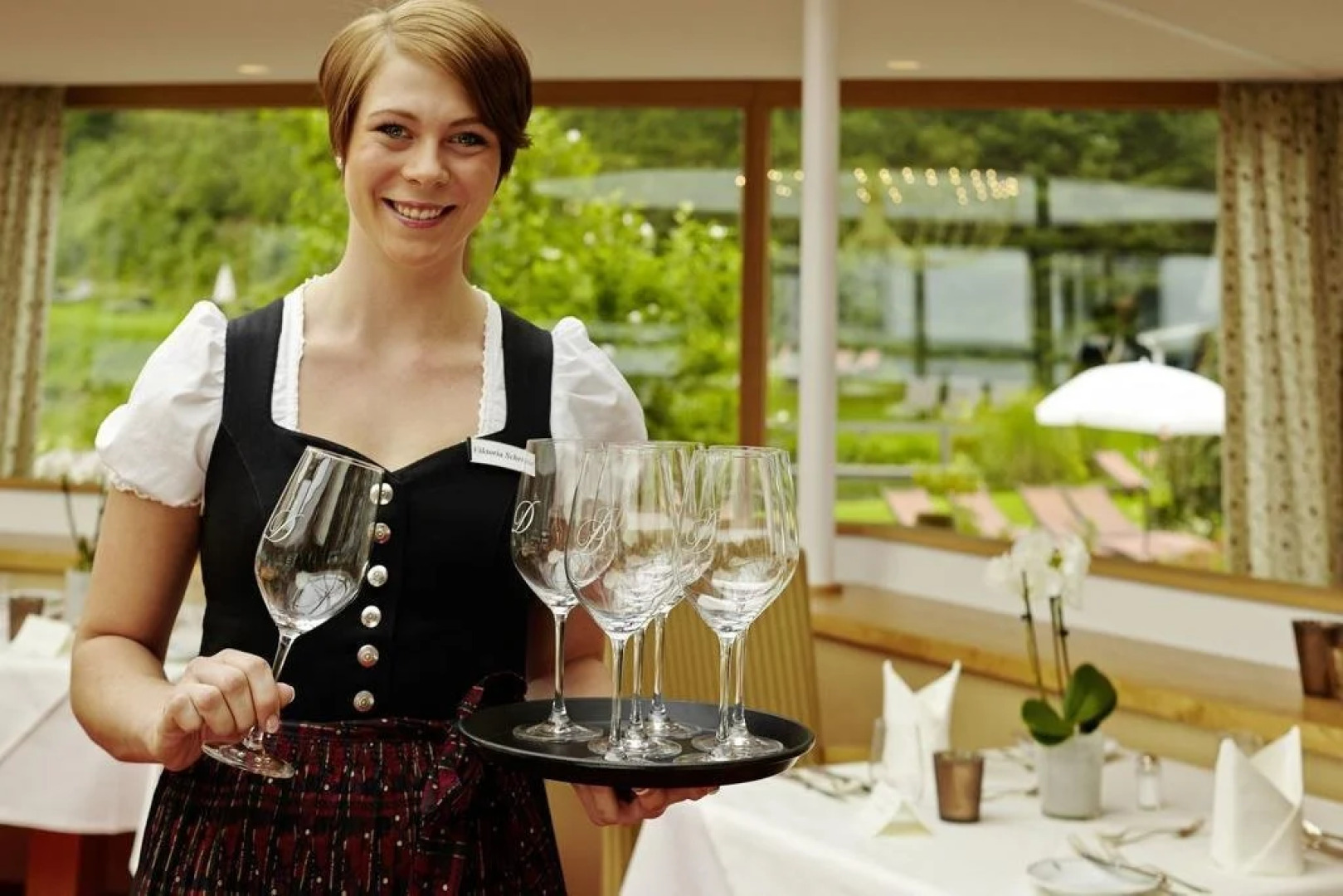 Golden Bridge Holiday Hotel