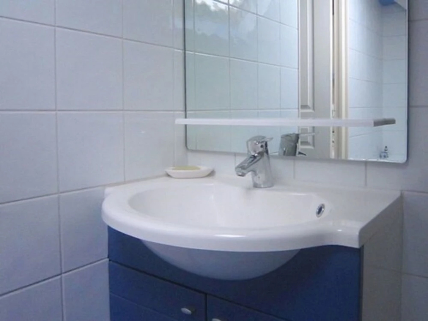 Stunning Holiday Home in Escalles near Sea