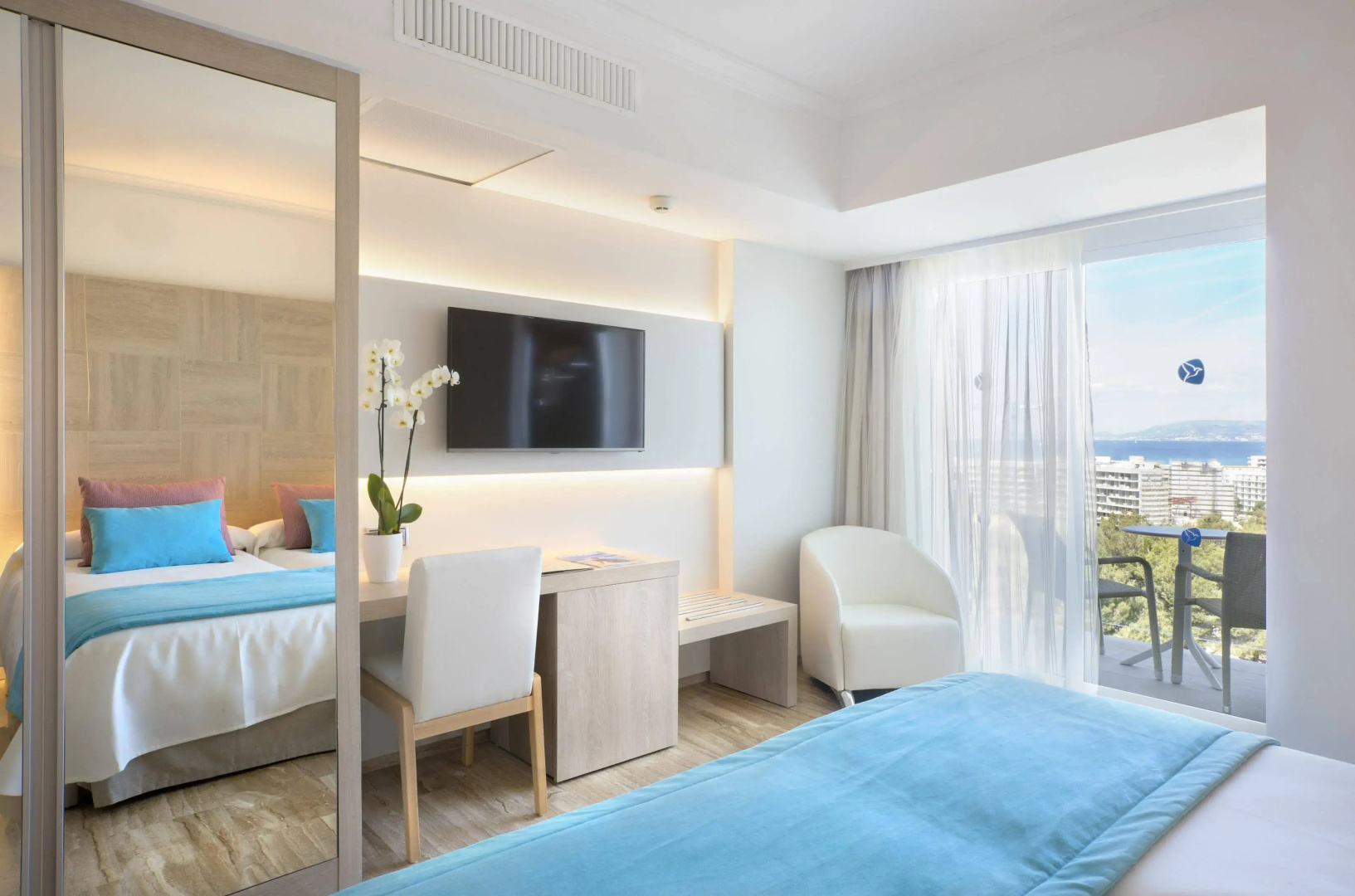 Grupotel Orient