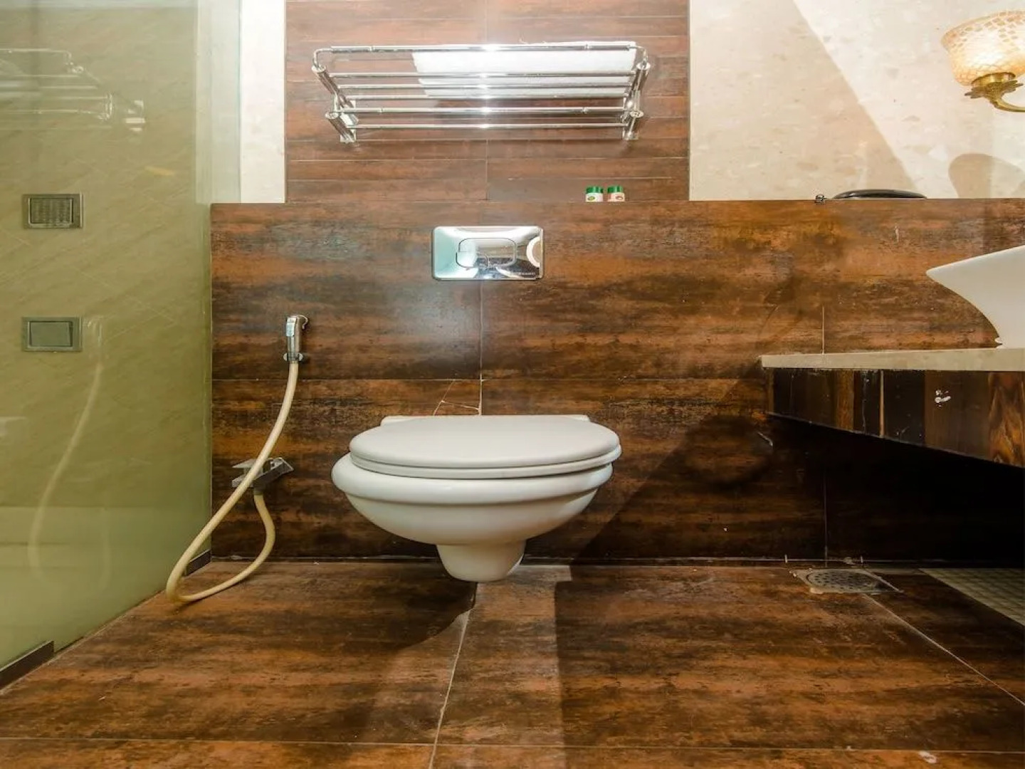 OYO 14699 Hotel Nakshatra Regency