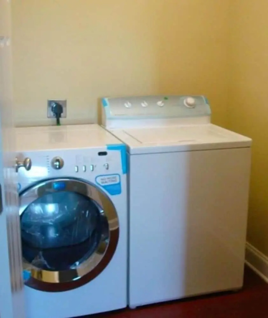 Choo Choo Lofts, 3 br, 2 bath, Full Kitchen - Lafayette, LA