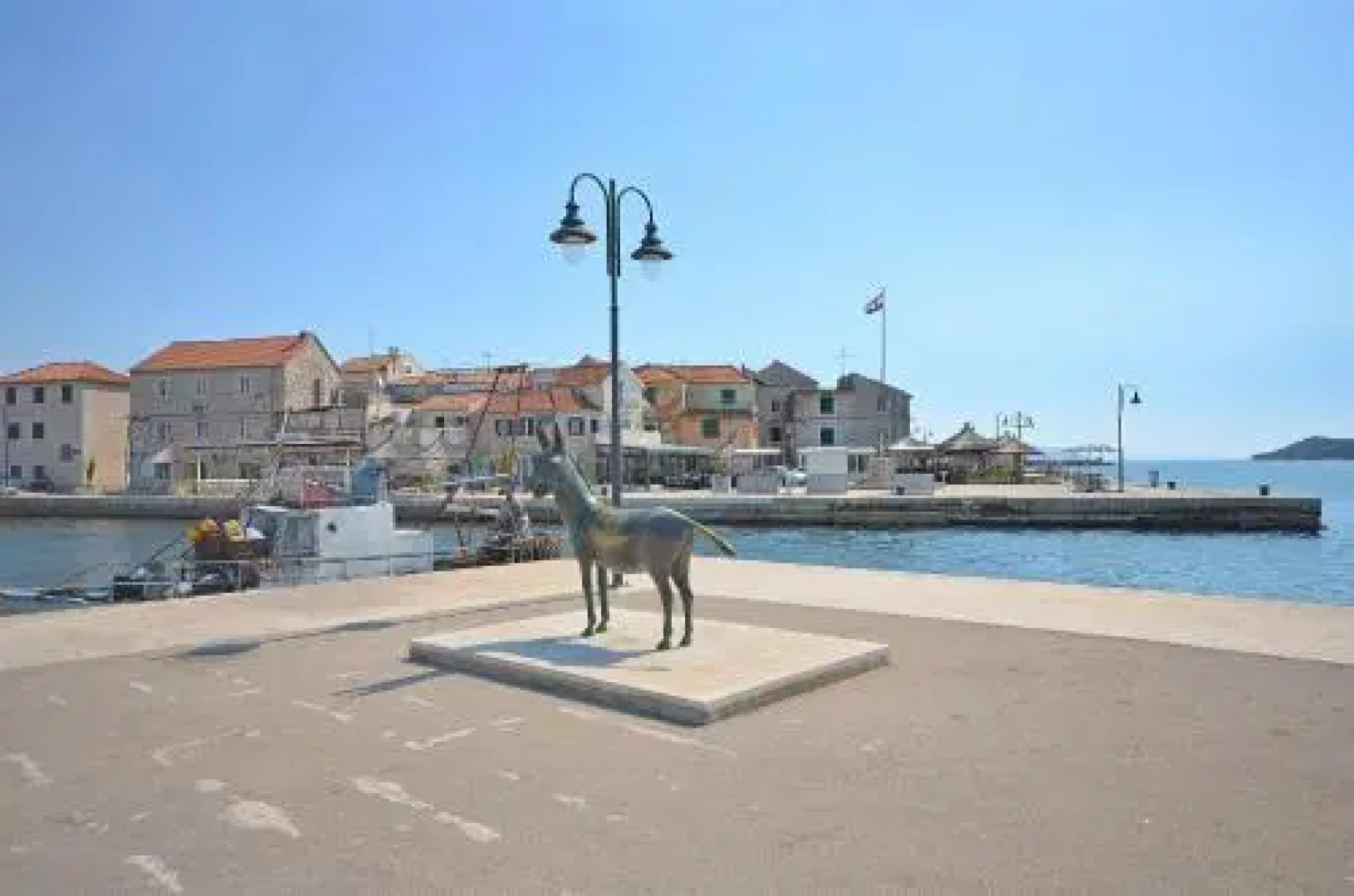 Apartment and Rooms Ivana