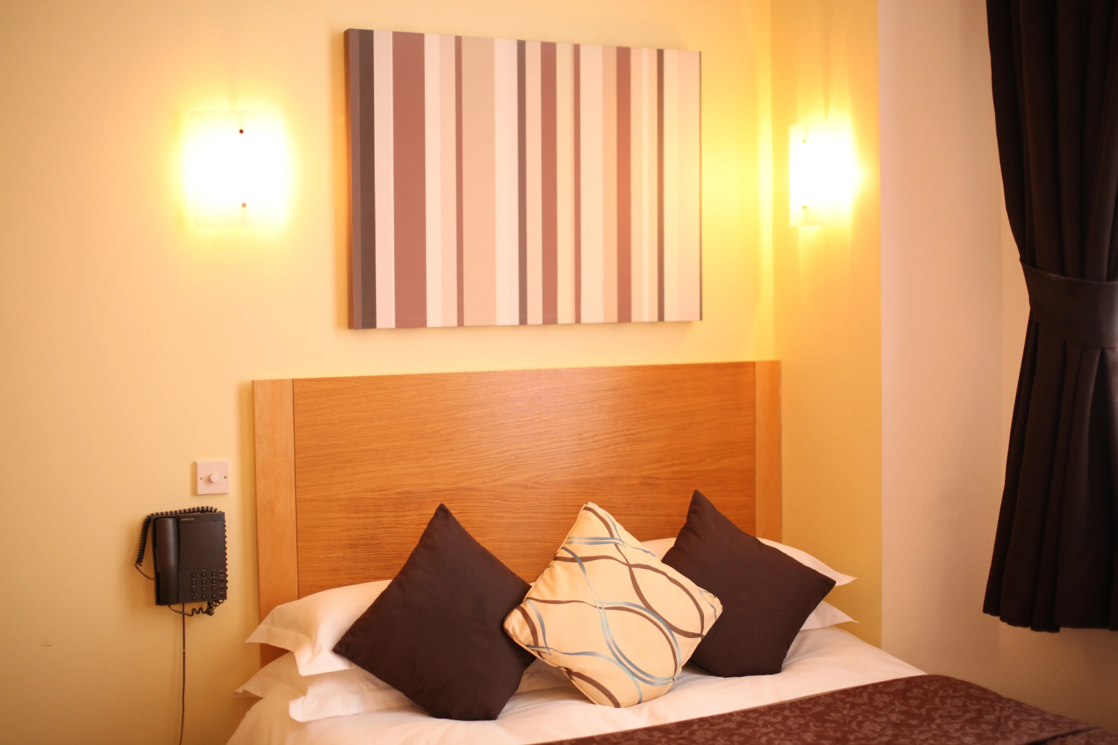 OYO The Cleveland Hotel