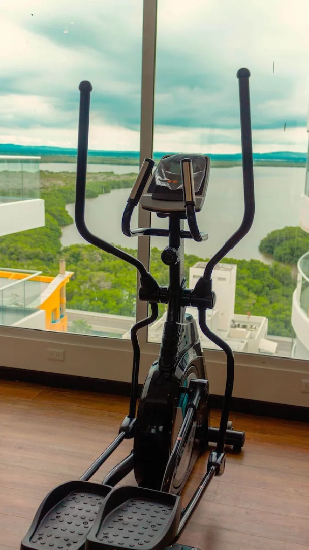 Moderno Edificio Sobre la Playa - Luxury