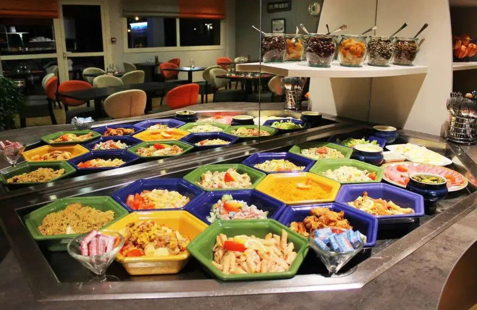 Brit Hotel Les Evens