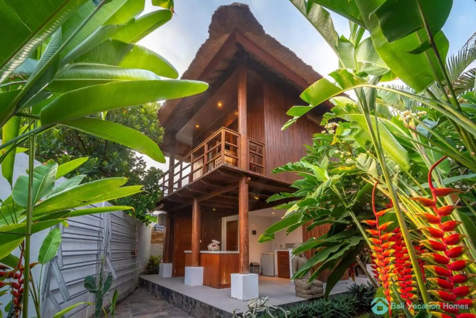 Villa Kamboja - Intimate Luxury Lovina Beach Villa