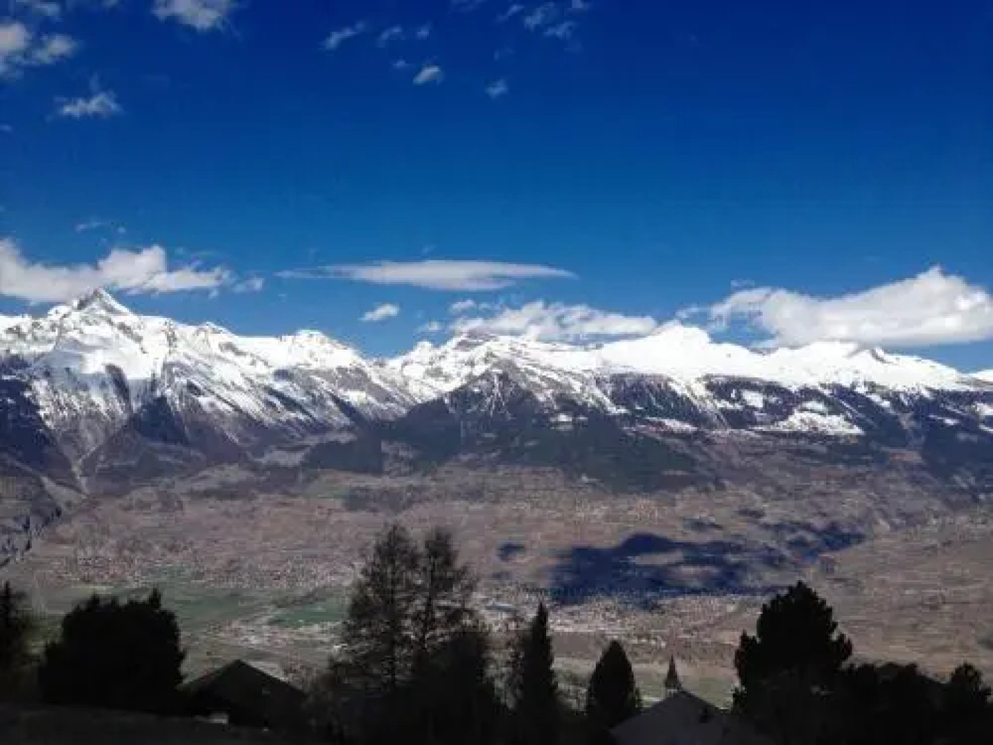 Combyre COMFORTABLE & CENTER apartements