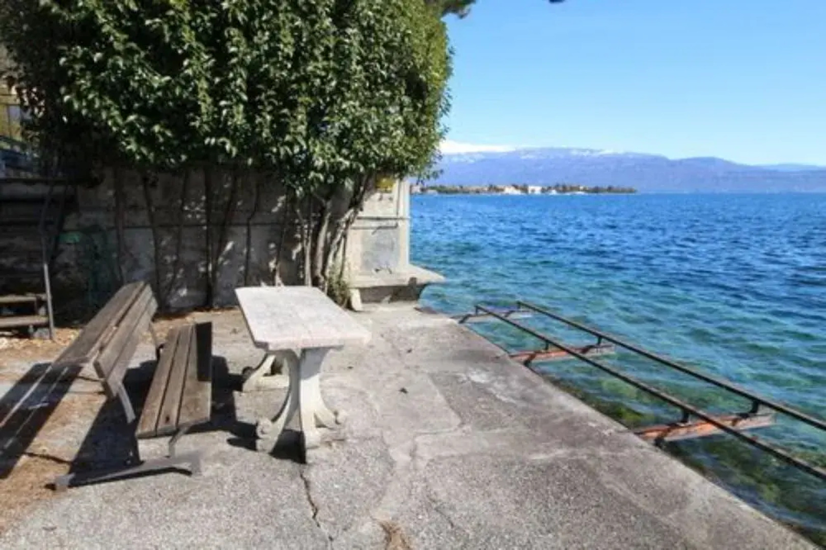 Appartamento Fronte Lago