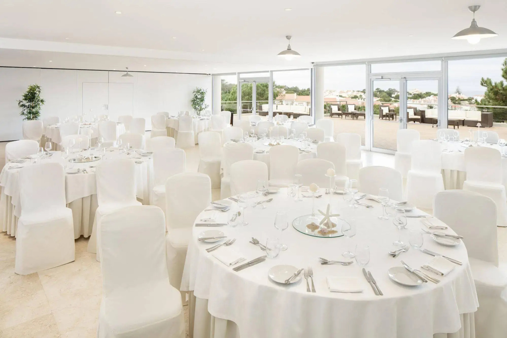 The Beachfront Praia D'el Rey Golf & Beach Resort