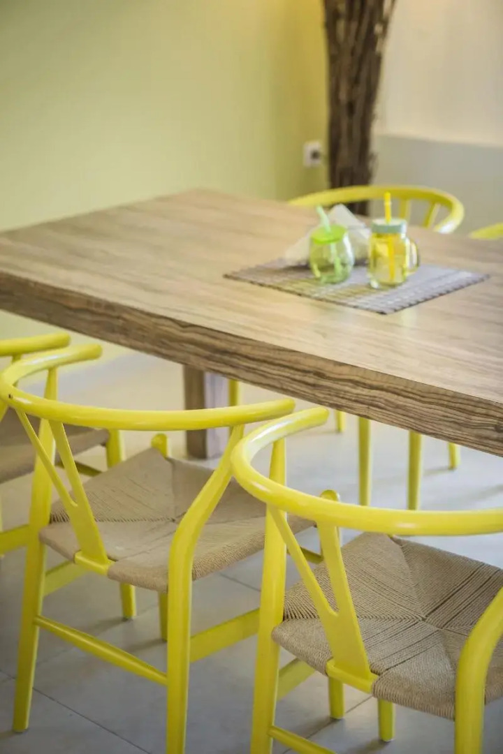 Meliti Waterfront Suites