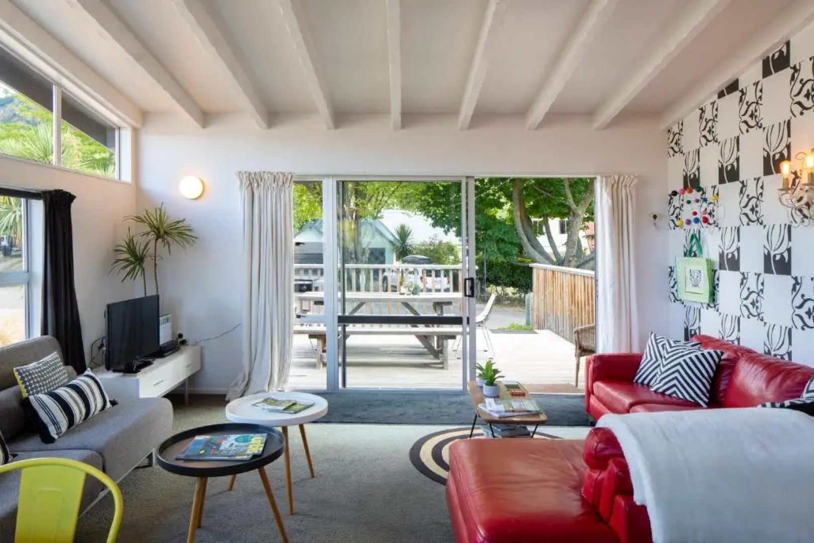 Number 10 Arrowtown Sleeps 12