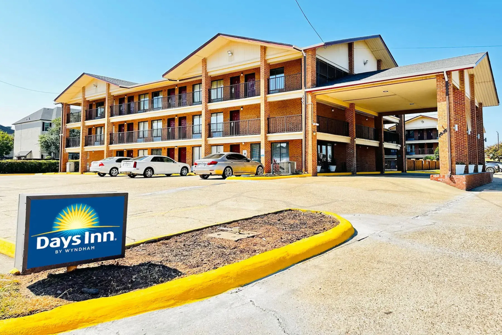Days Inn & Suites by Wyndham Bossier City/Casino Area