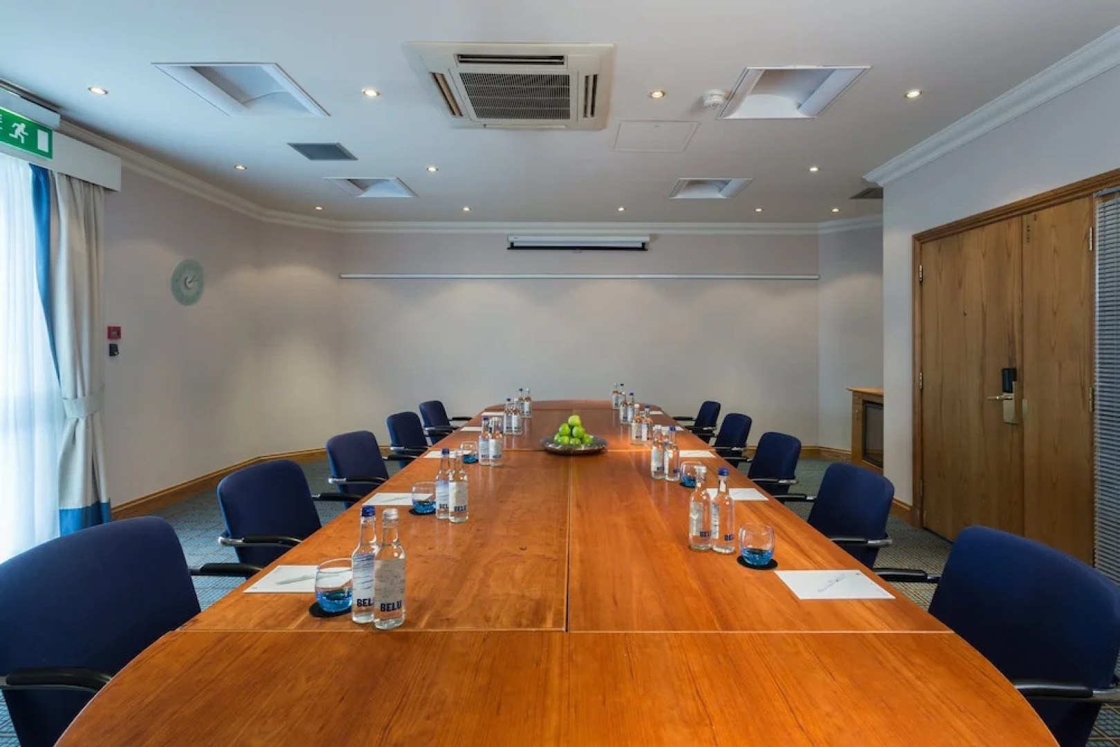 Holiday Inn Rugby-Northampton M1, JCT.18