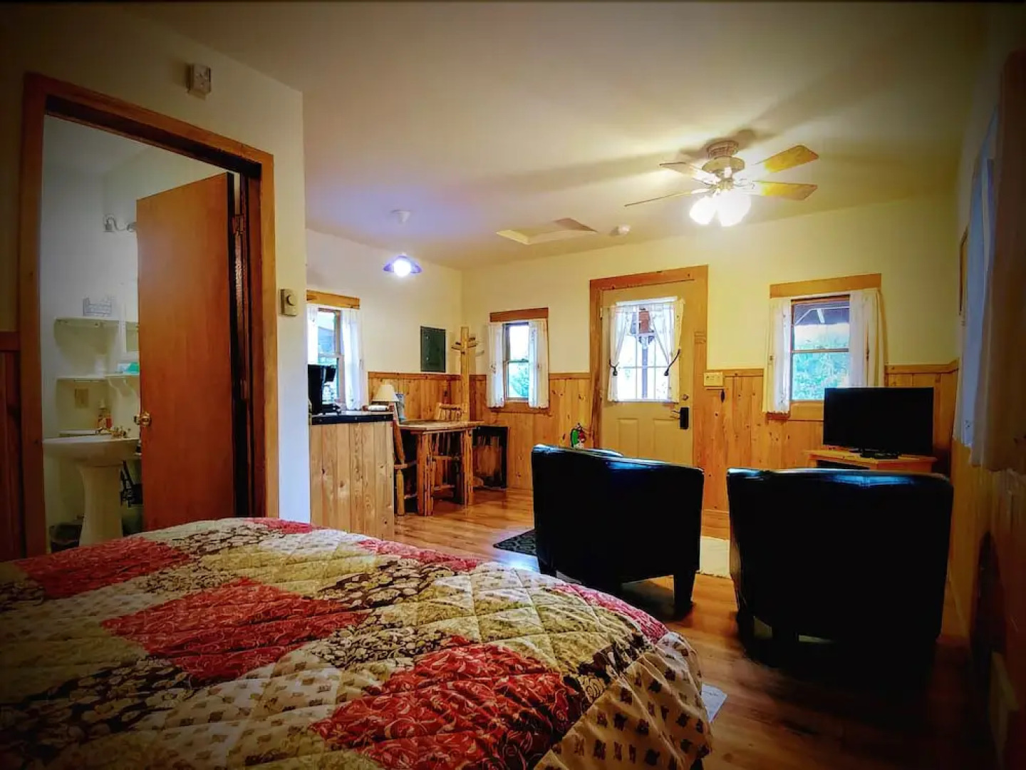 Homestead Cabin Resort