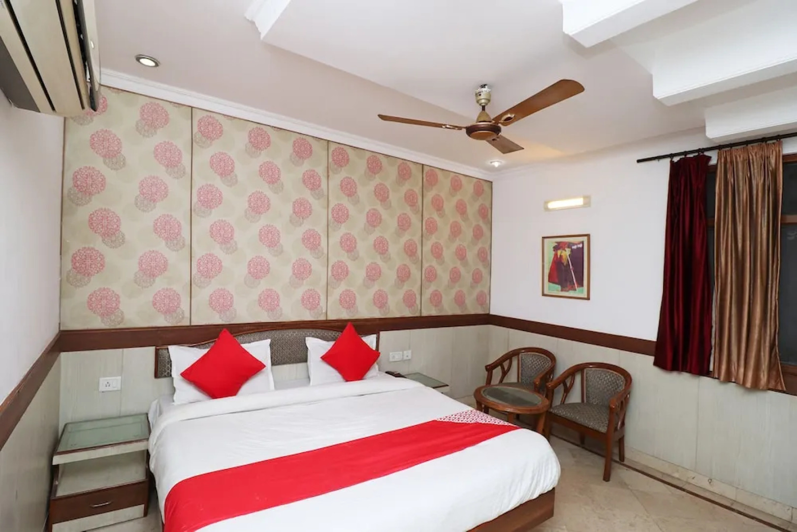 OYO 27878 Highway Inn International