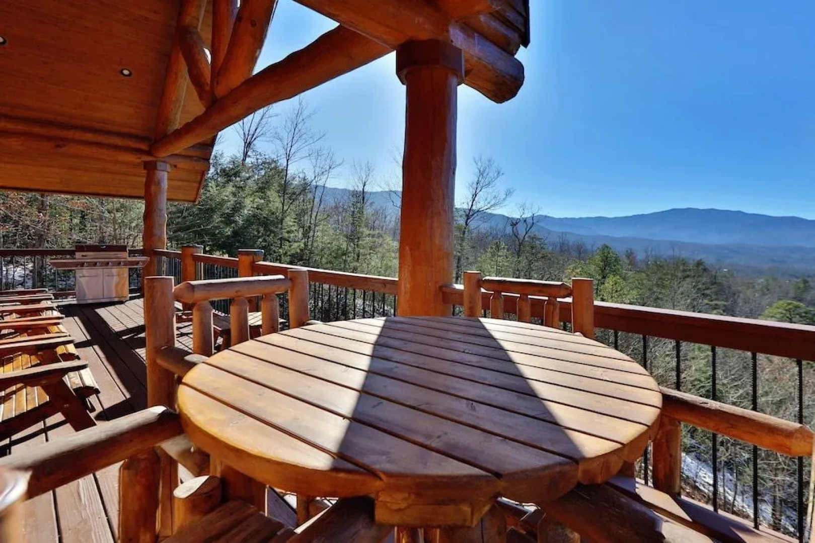 Grampy Camp Lodge at Gatlinburg