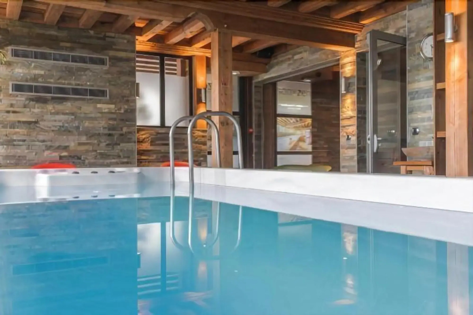 Les Cabanes De La Maison Rouge