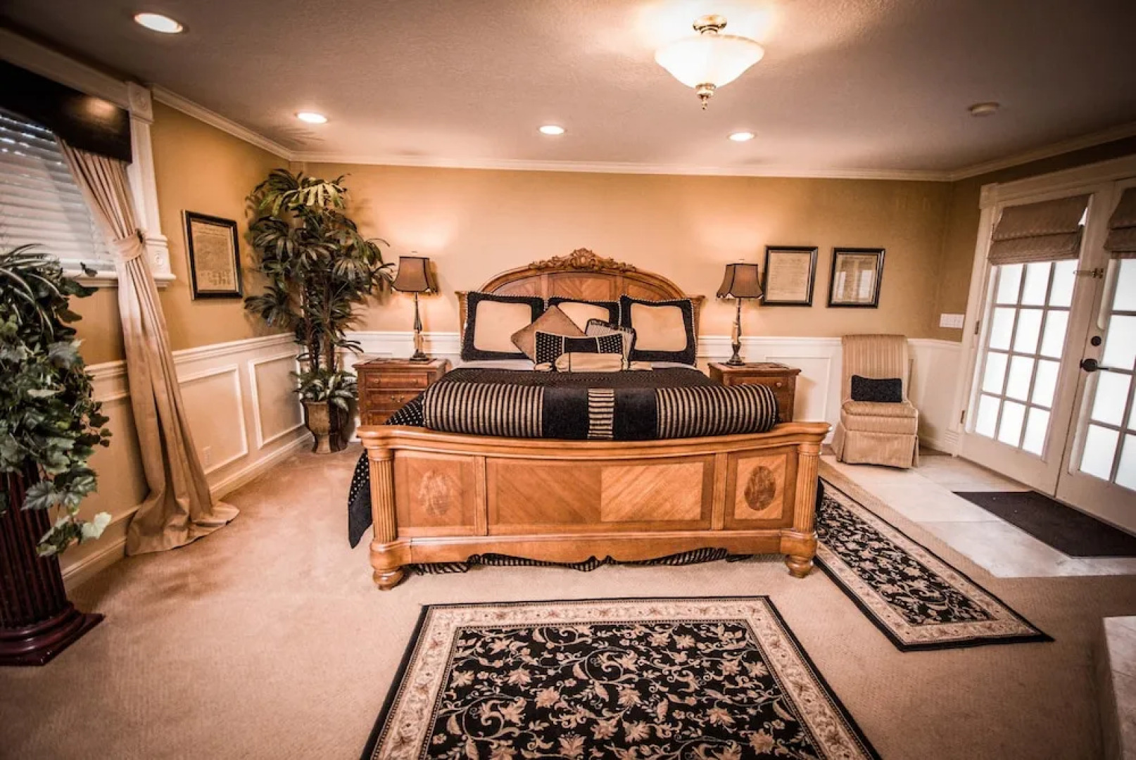 The Anniversary Inn Logan