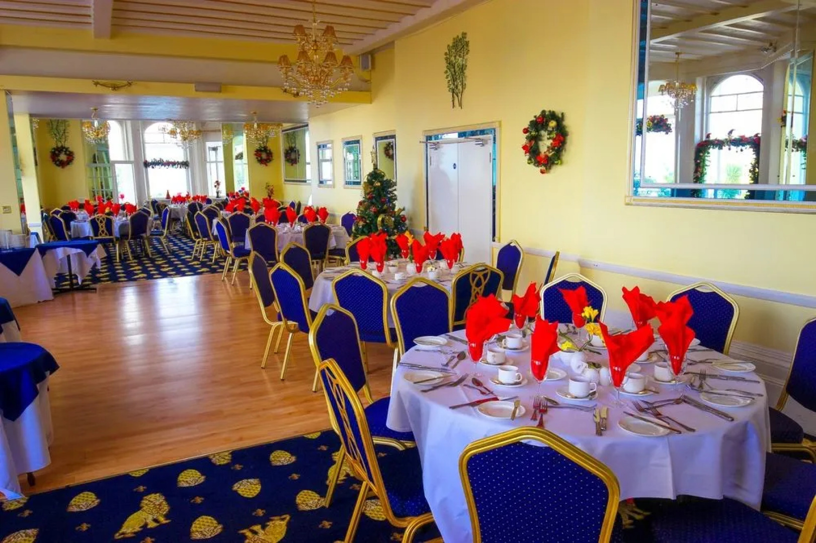 The Mansion Lions Hotel